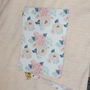 Bridesmaid wristlet floral. Approx. 9"x7"